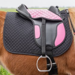 QHP Shetl�ndersadel med tilbeh�r. Pink
