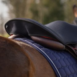 QHP Memory Foam Sadelcover