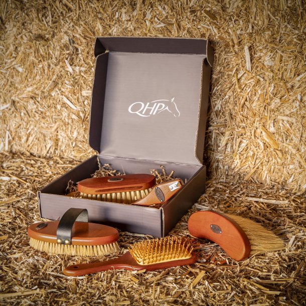 QHP ROYAL Strigles�t i gave�ske. Brun