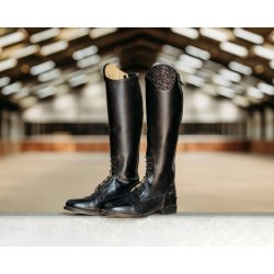 QHP ROMY Junior. Lderridestvle