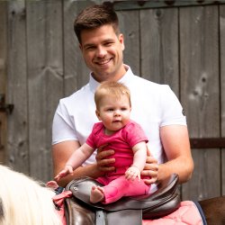 QHP JAILY Baby ridebukser. Pink