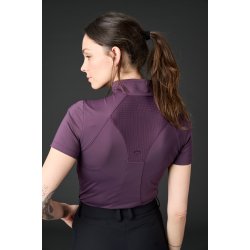 CATAGO THELMA Kortrmet ridebluse. Plum Perfect